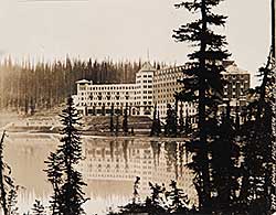 #217 ~ Harmon - Canadian Pacific Chateau Lake Louise - Alberta
