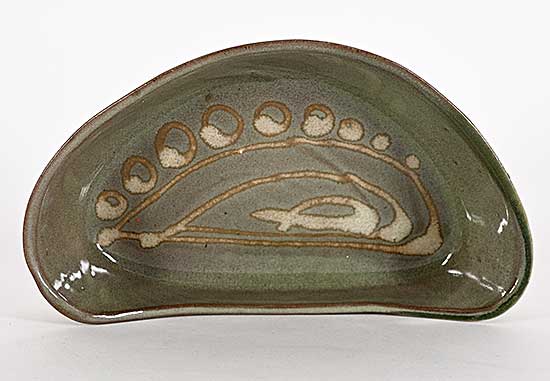 #2225 ~ Lindoe - Untitled - Moss Dish with Abstract Design