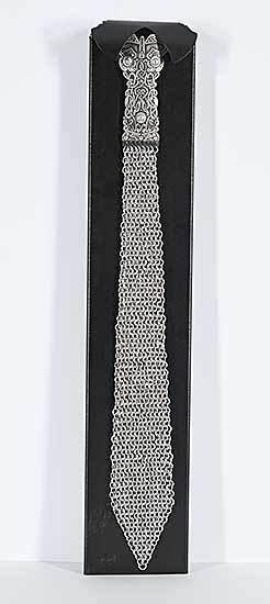 #100 ~ de Boer - Chainmail Tie  #AP 1/3